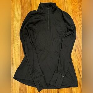 Lululemon 1/2 zip Jacket Size 8 EUC Black Cinched Back Detail